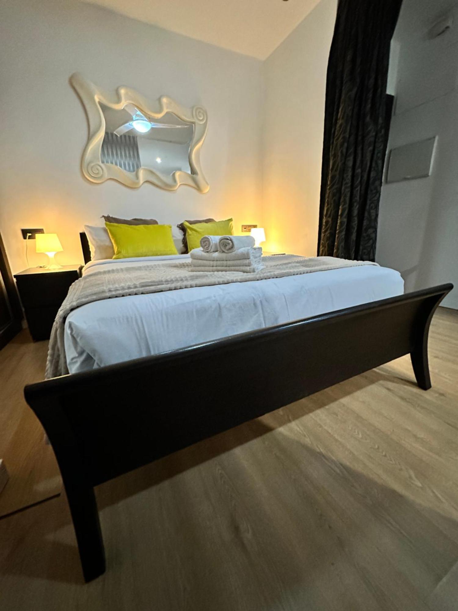 Apartmán Carreteria Deluxe Màlaga Exteriér fotografie