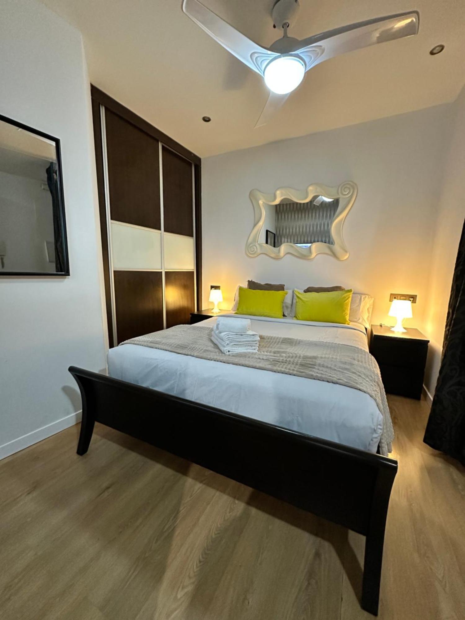 Apartmán Carreteria Deluxe Màlaga Exteriér fotografie